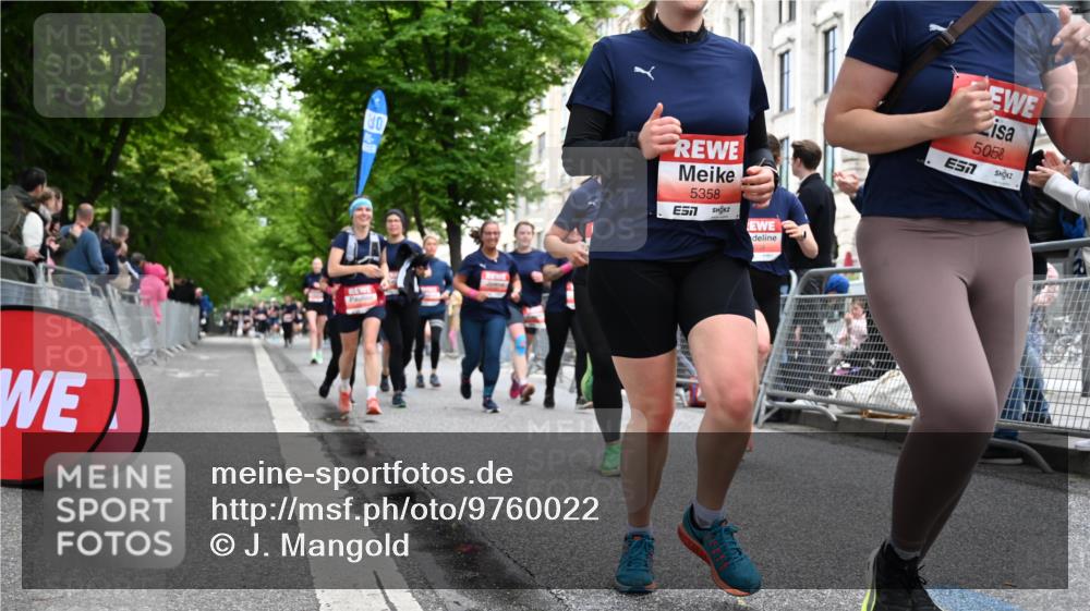 14.06.2026 - REWE Women's Run J. Mangold http://msf.ph/oto/9760022 14.06.2026 11:02:51 Ziel 5038, 5039, 5058, 5285, 5331, 5358, 5449, 5525, 5557, 5578, 5657, 5742, 5750, 5751, 5783, 5784, 5795, 5813, 5867, 5890, 5891, 5983 meine-sportfotos.de