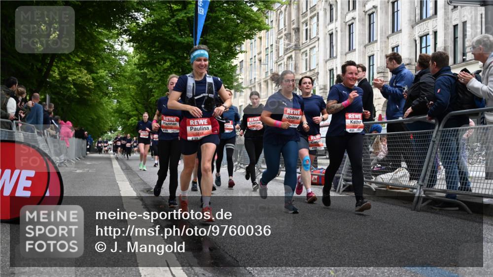 14.06.2026 - REWE Women's Run J. Mangold http://msf.ph/oto/9760036 14.06.2026 11:02:53 Ziel 5038, 5039, 5058, 5331, 5358, 5449, 5460, 5557, 5750, 5751, 5783, 5784, 5795, 5813, 5867, 5890, 5891, 5983 meine-sportfotos.de