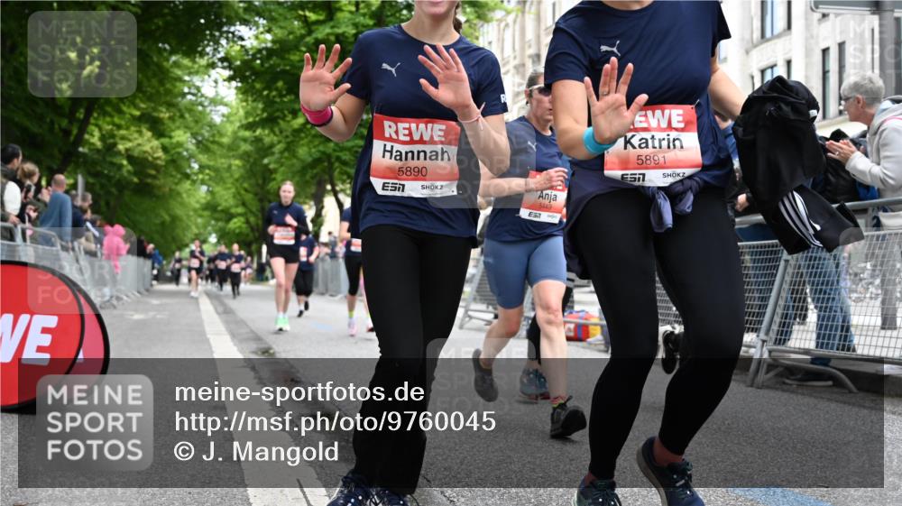 14.06.2026 - REWE Women's Run J. Mangold http://msf.ph/oto/9760045 14.06.2026 11:02:54 Ziel 5038, 5039, 5058, 5331, 5358, 5449, 5460, 5557, 5736, 5750, 5751, 5783, 5784, 5795, 5813, 5867, 5890, 5891, 5983 meine-sportfotos.de