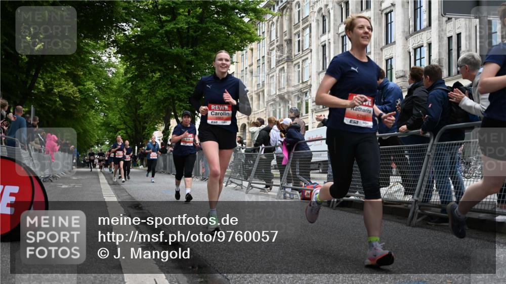 14.06.2026 - REWE Women's Run J. Mangold http://msf.ph/oto/9760057 14.06.2026 11:02:57 Ziel 5331, 5367, 5449, 5460, 5557, 5736, 5750, 5751, 5783, 5784, 5795, 5813, 5890, 5891, 5957, 5983, 5988 meine-sportfotos.de