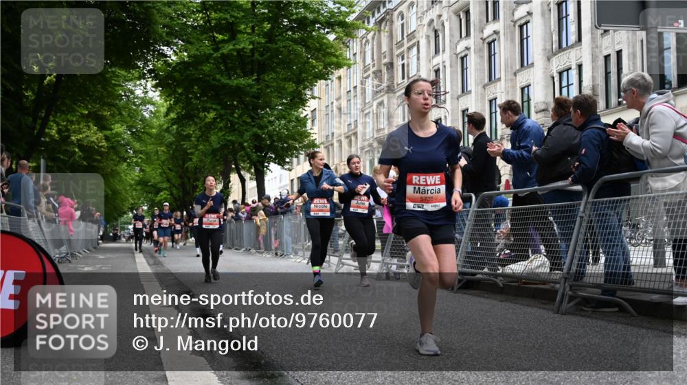14.06.2026 - REWE Women's Run J. Mangold http://msf.ph/oto/9760077 14.06.2026 11:03:00 Ziel 5292, 5293, 5367, 5460, 5736, 5783, 5784, 5957, 5983, 5988 meine-sportfotos.de