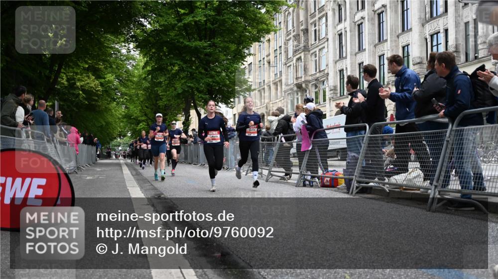 14.06.2026 - REWE Women's Run J. Mangold http://msf.ph/oto/9760092 14.06.2026 11:03:04 Ziel 5292, 5293, 5345, 5367, 5566, 5736, 5866, 5957, 5988 meine-sportfotos.de