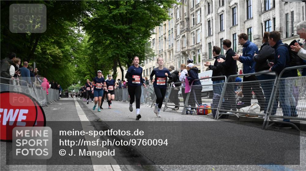 14.06.2026 - REWE Women's Run J. Mangold http://msf.ph/oto/9760094 14.06.2026 11:03:04 Ziel 5292, 5293, 5345, 5367, 5566, 5736, 5866, 5957, 5988 meine-sportfotos.de