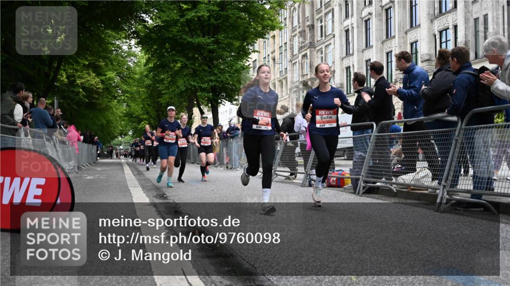 14.06.2026 - REWE Women's Run J. Mangold http://msf.ph/oto/9760098 14.06.2026 11:03:05 Ziel 5292, 5293, 5345, 5356, 5367, 5566, 5866, 5957, 5988 meine-sportfotos.de