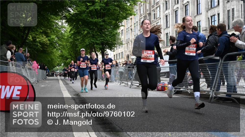 14.06.2026 - REWE Women's Run J. Mangold http://msf.ph/oto/9760102 14.06.2026 11:03:05 Ziel 5292, 5293, 5345, 5356, 5367, 5566, 5866, 5957, 5988 meine-sportfotos.de