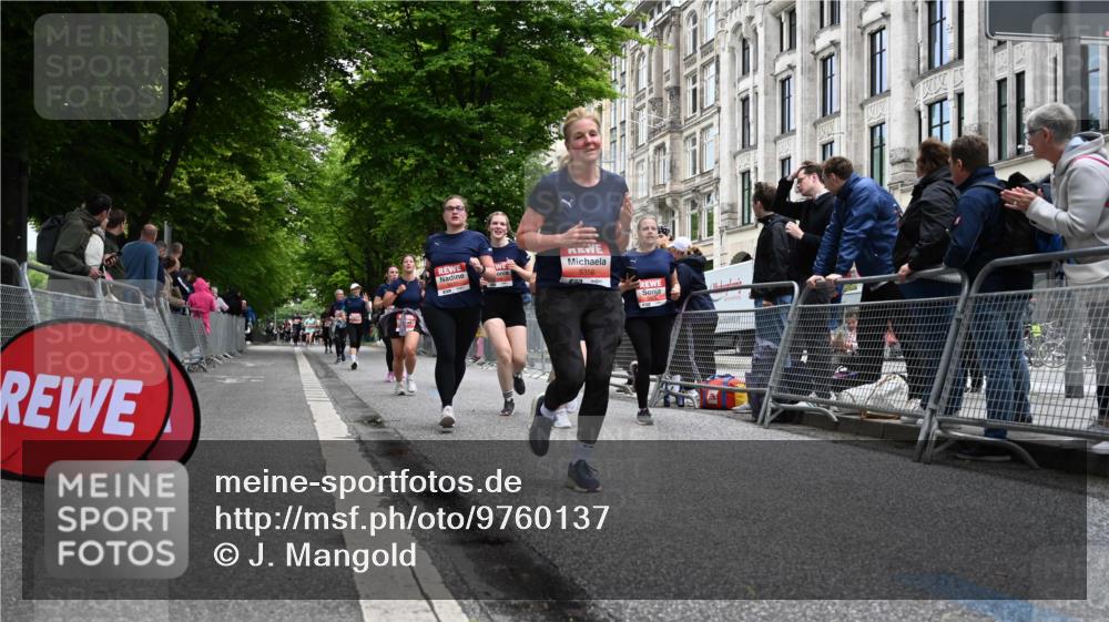 14.06.2026 - REWE Women's Run J. Mangold http://msf.ph/oto/9760137 14.06.2026 11:03:11 Ziel 5167, 5345, 5356, 5454, 5566, 5623, 5835, 5866, 5885, 5914, 6009 meine-sportfotos.de