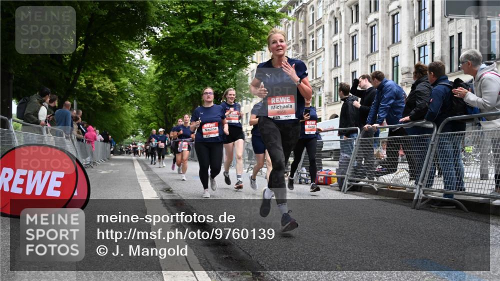 14.06.2026 - REWE Women's Run J. Mangold http://msf.ph/oto/9760139 14.06.2026 11:03:11 Ziel 5167, 5345, 5356, 5454, 5566, 5623, 5835, 5866, 5885, 5914, 6009 meine-sportfotos.de