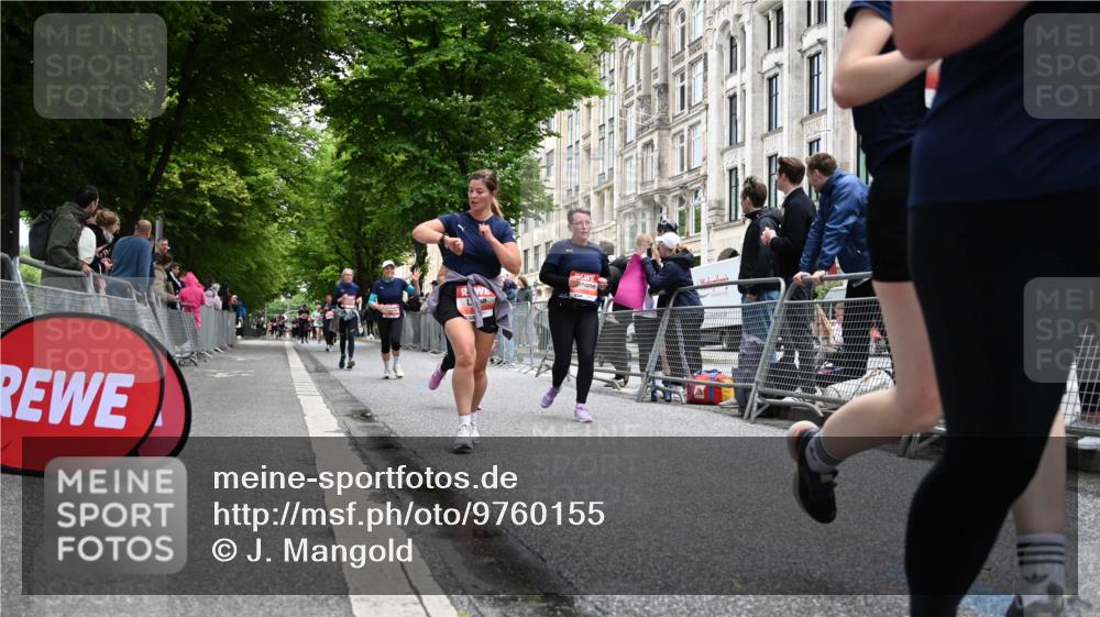 14.06.2026 - REWE Women's Run J. Mangold http://msf.ph/oto/9760155 14.06.2026 11:03:13 Ziel 5137, 5167, 5356, 5454, 5623, 5823, 5835, 5885, 5914, 6009 meine-sportfotos.de