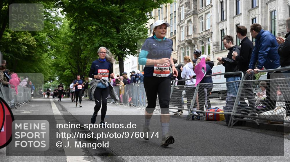 14.06.2026 - REWE Women's Run J. Mangold http://msf.ph/oto/9760174 14.06.2026 11:03:17 Ziel 5137, 5167, 5297, 5454, 5823, 5885, 5914, 6009 meine-sportfotos.de