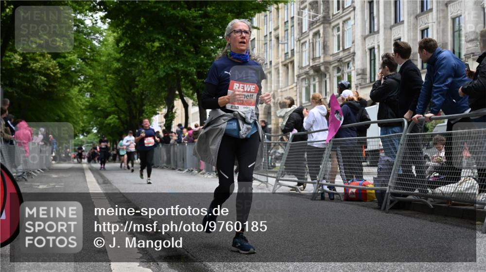 14.06.2026 - REWE Women's Run J. Mangold http://msf.ph/oto/9760185 14.06.2026 11:03:18 Ziel 5137, 5167, 5297, 5454, 5823, 5914 meine-sportfotos.de