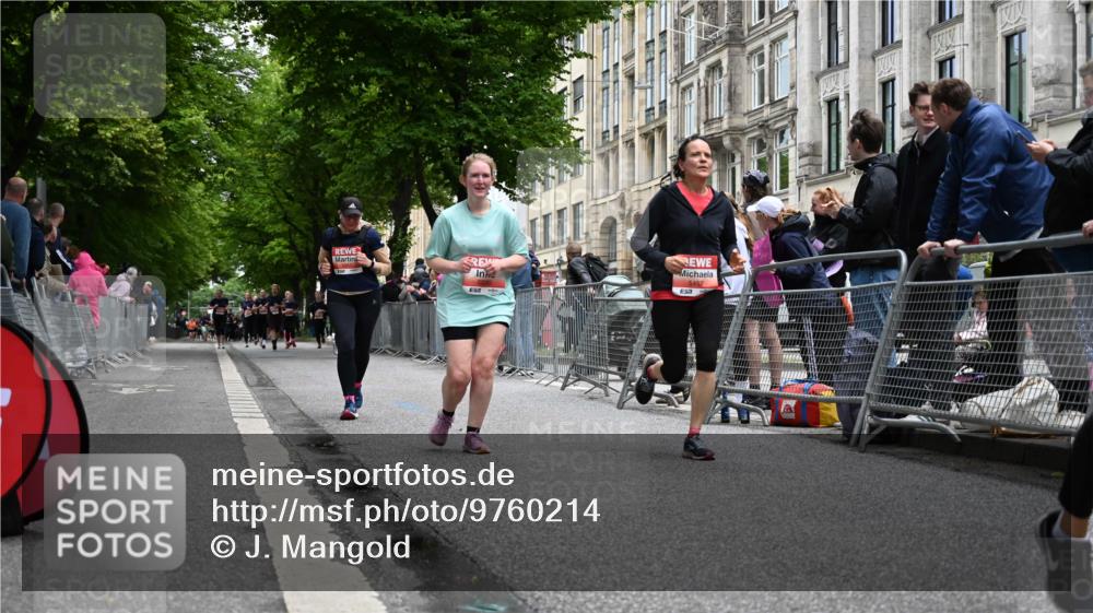 14.06.2026 - REWE Women's Run J. Mangold http://msf.ph/oto/9760214 14.06.2026 11:03:27 Ziel 5030, 5297, 5457, 5660, 5951 meine-sportfotos.de