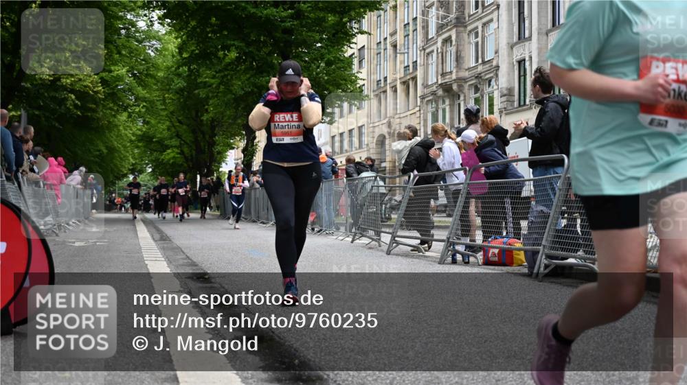 14.06.2026 - REWE Women's Run J. Mangold http://msf.ph/oto/9760235 14.06.2026 11:03:29 Ziel 5030, 5457, 5660, 5951 meine-sportfotos.de