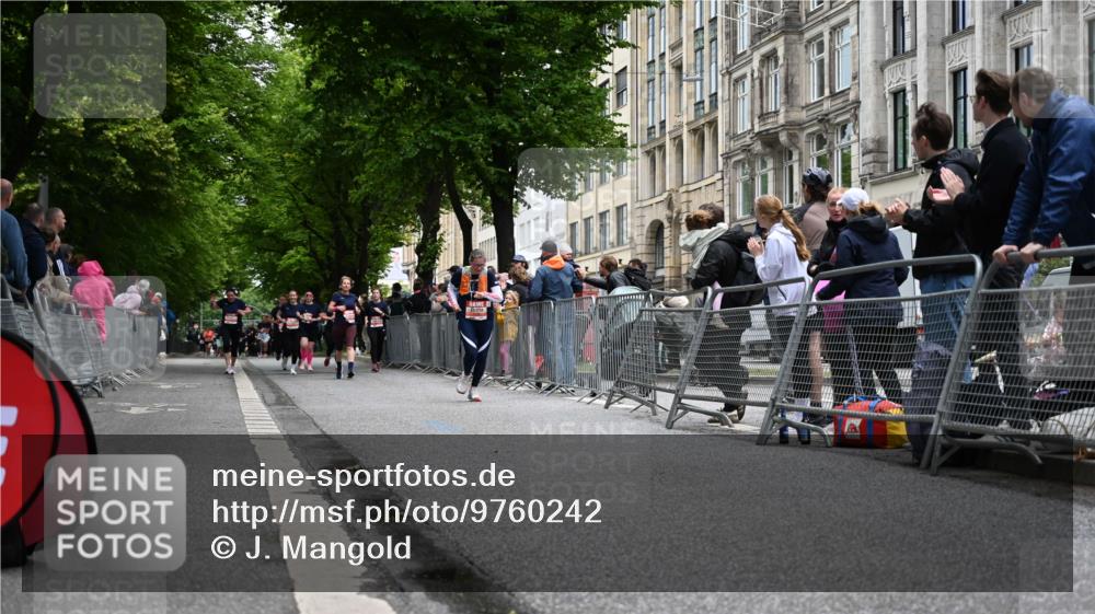14.06.2026 - REWE Women's Run J. Mangold http://msf.ph/oto/9760242 14.06.2026 11:03:32 Ziel 5030, 5195, 5457, 5951 meine-sportfotos.de