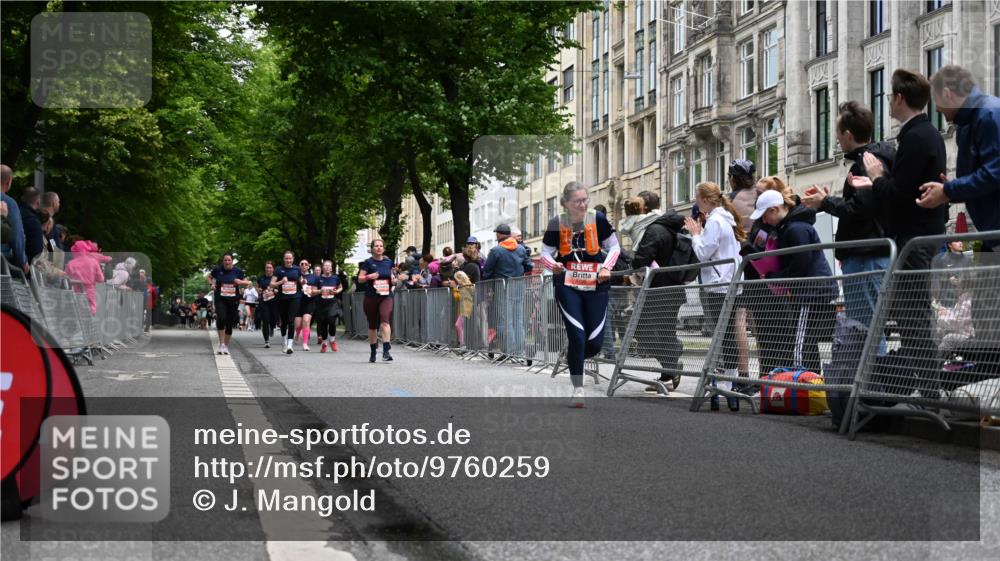 14.06.2026 - REWE Women's Run J. Mangold http://msf.ph/oto/9760259 14.06.2026 11:03:34 Ziel 5195, 5204, 5951 meine-sportfotos.de