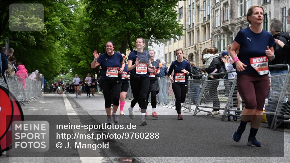 14.06.2026 - REWE Women's Run J. Mangold http://msf.ph/oto/9760288 14.06.2026 11:03:40 Ziel 5195, 5204, 5551, 5637, 5638, 5684, 5876, 5893, 6042 meine-sportfotos.de