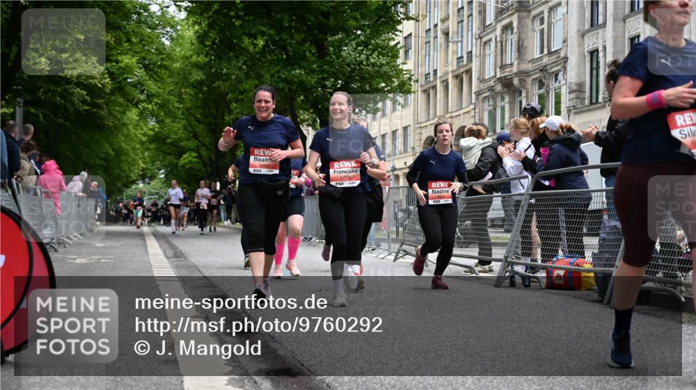 14.06.2026 - REWE Women's Run J. Mangold http://msf.ph/oto/9760292 14.06.2026 11:03:40 Ziel 5195, 5204, 5551, 5637, 5638, 5684, 5876, 5893, 6042 meine-sportfotos.de