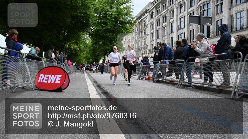14.06.2026 - REWE Women's Run J. Mangold http://msf.ph/oto/9760316 14.06.2026 11:03:50 Ziel 5017, 5673, 5920, 6046, 6047 meine-sportfotos.de