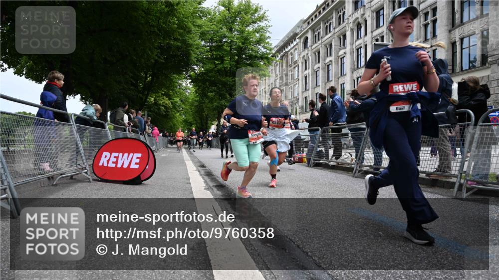 14.06.2026 - REWE Women's Run J. Mangold http://msf.ph/oto/9760358 14.06.2026 11:03:57 Ziel 5014, 5015, 5344, 5673, 5774, 5901, 5920, 5989, 6000, 6050 meine-sportfotos.de