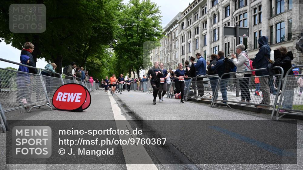14.06.2026 - REWE Women's Run J. Mangold http://msf.ph/oto/9760367 14.06.2026 11:03:59 Ziel 5014, 5015, 5249, 5344, 5346, 5619, 5673, 5774, 5901, 5920, 5989, 6000, 6050 meine-sportfotos.de
