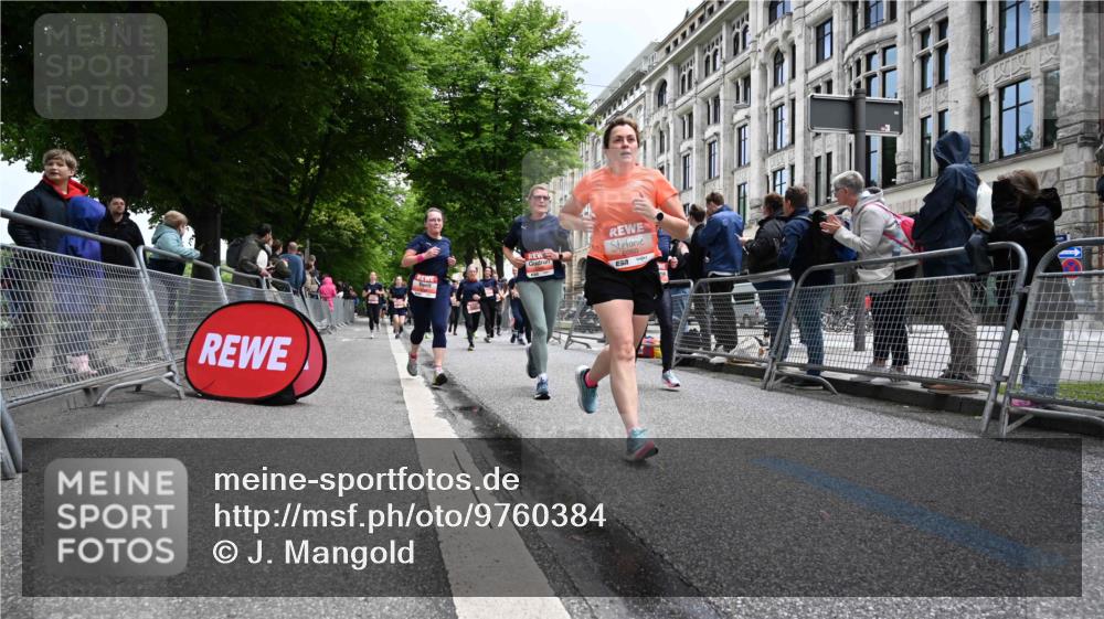 14.06.2026 - REWE Women's Run J. Mangold http://msf.ph/oto/9760384 14.06.2026 11:04:03 Ziel 5203, 5249, 5282, 5289, 5290, 5294, 5344, 5346, 5349, 5350, 5392, 5417, 5471, 5619, 5760, 5984, 5989, 6000, 6050 meine-sportfotos.de