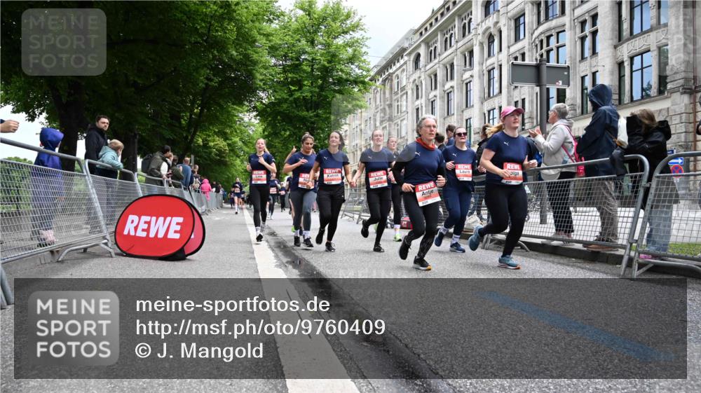 14.06.2026 - REWE Women's Run J. Mangold http://msf.ph/oto/9760409 14.06.2026 11:04:07 Ziel 5044, 5045, 5183, 5203, 5212, 5249, 5282, 5289, 5290, 5294, 5346, 5349, 5350, 5392, 5417, 5471, 5619, 5633, 5760, 5826, 5863, 5889, 5984, 6050 meine-sportfotos.de