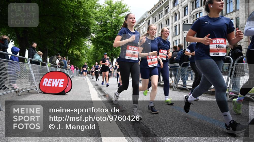 14.06.2026 - REWE Women's Run J. Mangold http://msf.ph/oto/9760426 14.06.2026 11:04:09 Ziel 5044, 5045, 5183, 5203, 5212, 5238, 5282, 5289, 5290, 5294, 5349, 5350, 5392, 5417, 5471, 5474, 5633, 5760, 5826, 5863, 5889, 5984 meine-sportfotos.de