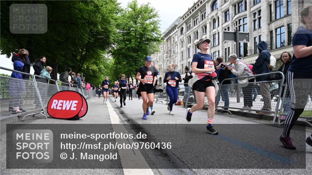 14.06.2026 - REWE Women's Run J. Mangold http://msf.ph/oto/9760436 14.06.2026 11:04:10 Ziel 5044, 5045, 5183, 5203, 5212, 5238, 5282, 5289, 5290, 5294, 5349, 5350, 5392, 5417, 5471, 5474, 5611, 5633, 5760, 5826, 5863, 5889, 5934, 5984 meine-sportfotos.de