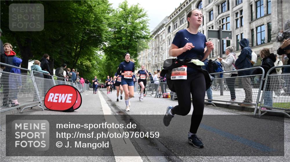 14.06.2026 - REWE Women's Run J. Mangold http://msf.ph/oto/9760459 14.06.2026 11:04:12 Ziel 5044, 5045, 5183, 5212, 5238, 5272, 5282, 5294, 5392, 5417, 5471, 5474, 5611, 5633, 5760, 5826, 5863, 5889, 5934, 5984 meine-sportfotos.de
