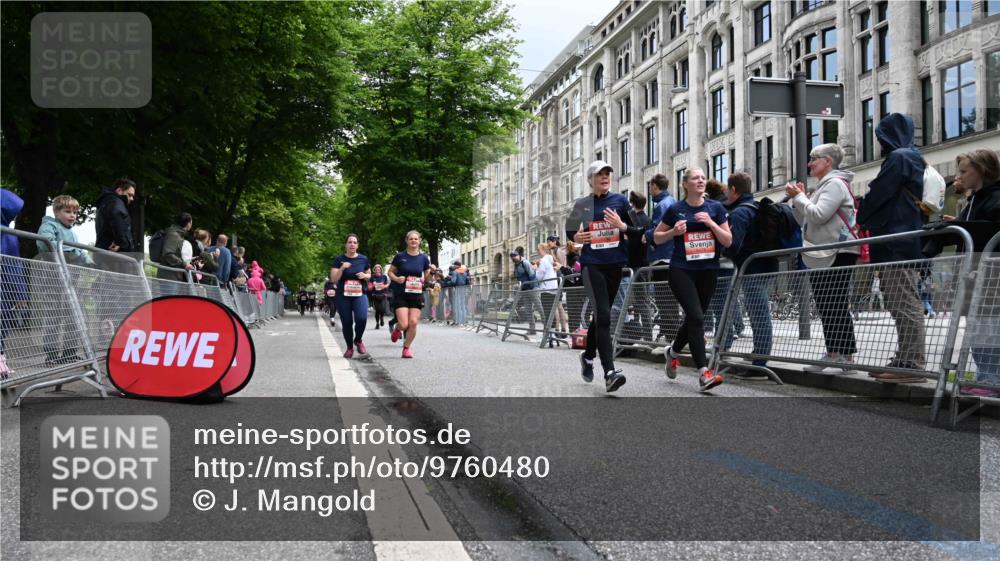 14.06.2026 - REWE Women's Run J. Mangold http://msf.ph/oto/9760480 14.06.2026 11:04:15 Ziel 5044, 5045, 5183, 5212, 5238, 5272, 5474, 5522, 5523, 5611, 5633, 5826, 5889, 5934 meine-sportfotos.de
