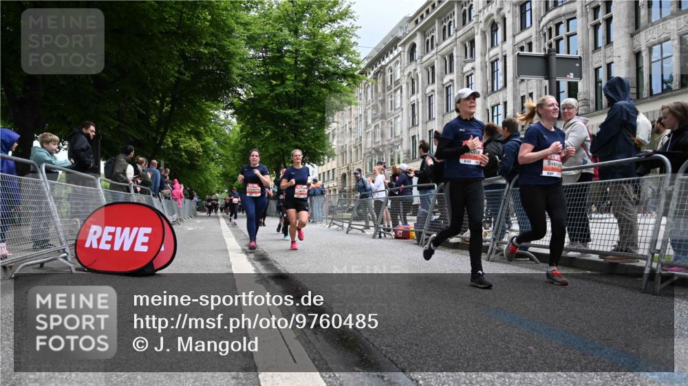 14.06.2026 - REWE Women's Run J. Mangold http://msf.ph/oto/9760485 14.06.2026 11:04:15 Ziel 5044, 5045, 5183, 5212, 5238, 5272, 5474, 5522, 5523, 5611, 5633, 5826, 5889, 5934 meine-sportfotos.de