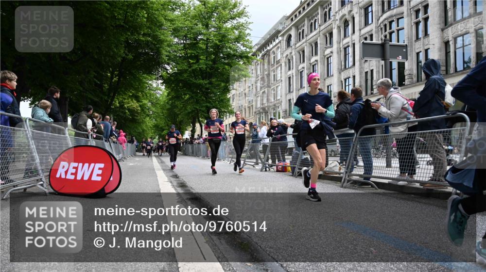 14.06.2026 - REWE Women's Run J. Mangold http://msf.ph/oto/9760514 14.06.2026 11:04:18 Ziel 5188, 5238, 5272, 5474, 5522, 5523, 5611, 5934 meine-sportfotos.de