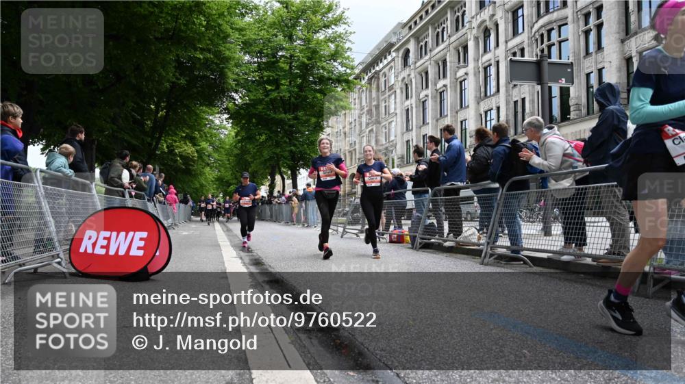 14.06.2026 - REWE Women's Run J. Mangold http://msf.ph/oto/9760522 14.06.2026 11:04:19 Ziel 5188, 5238, 5272, 5474, 5513, 5522, 5523, 5611, 5934 meine-sportfotos.de