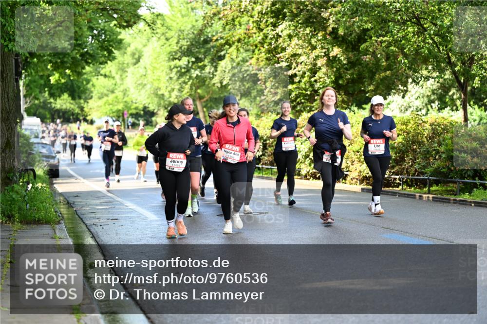 14.06.2026 - REWE Women's Run Dr. Thomas Lammeyer http://msf.ph/oto/9760536 14.06.2026 09:25:55 Laufen 7, 11364 meine-sportfotos.de