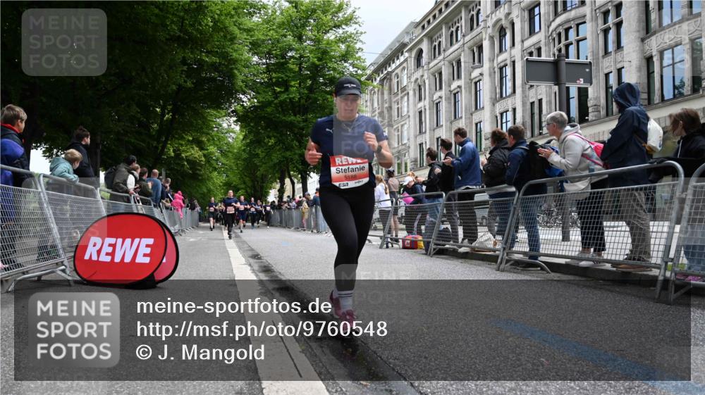 14.06.2026 - REWE Women's Run J. Mangold http://msf.ph/oto/9760548 14.06.2026 11:04:22 Ziel 5188, 5273, 5408, 5513, 5522, 5523, 6058 meine-sportfotos.de