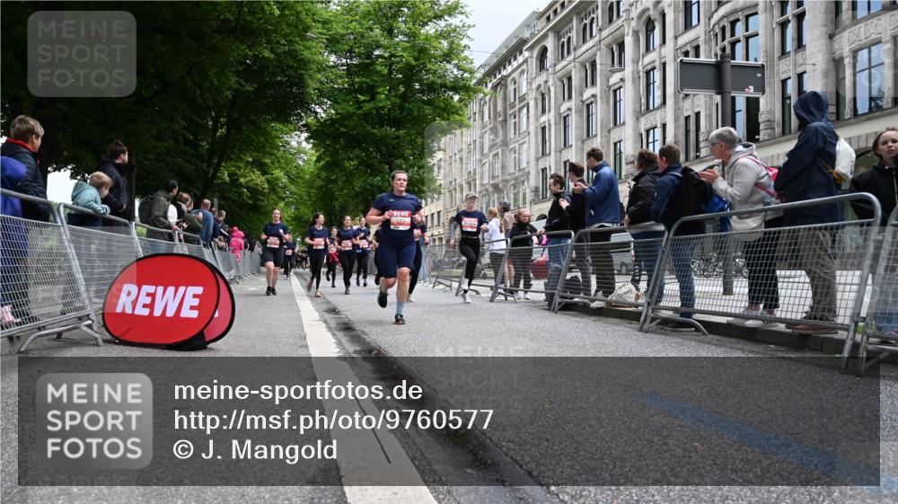 14.06.2026 - REWE Women's Run J. Mangold http://msf.ph/oto/9760577 14.06.2026 11:04:27 Ziel 5185, 5273, 5298, 5408, 5513, 5545, 5573, 5639, 5725, 5797, 5810, 5819, 5963, 6058 meine-sportfotos.de