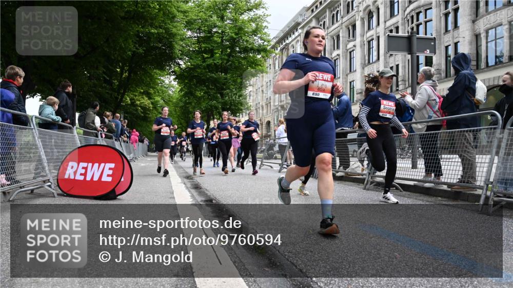14.06.2026 - REWE Women's Run J. Mangold http://msf.ph/oto/9760594 14.06.2026 11:04:28 Ziel 5185, 5273, 5298, 5408, 5452, 5513, 5545, 5573, 5639, 5667, 5668, 5725, 5797, 5810, 5811, 5819, 5963, 6058 meine-sportfotos.de