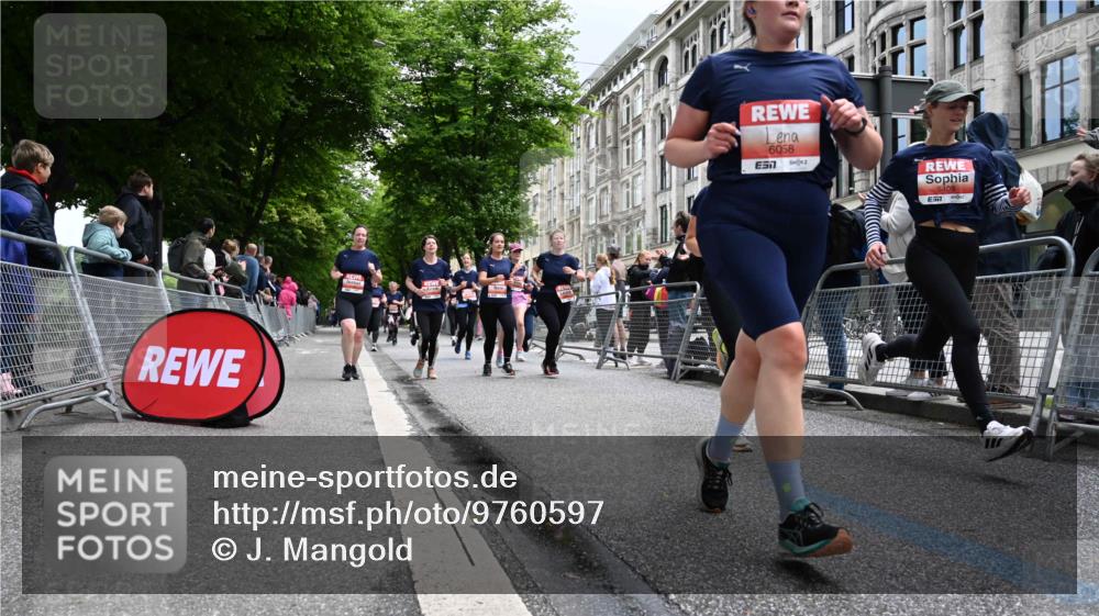 14.06.2026 - REWE Women's Run J. Mangold http://msf.ph/oto/9760597 14.06.2026 11:04:29 Ziel 5185, 5273, 5298, 5408, 5452, 5513, 5545, 5573, 5639, 5667, 5668, 5725, 5797, 5810, 5811, 5819, 5963, 6058 meine-sportfotos.de