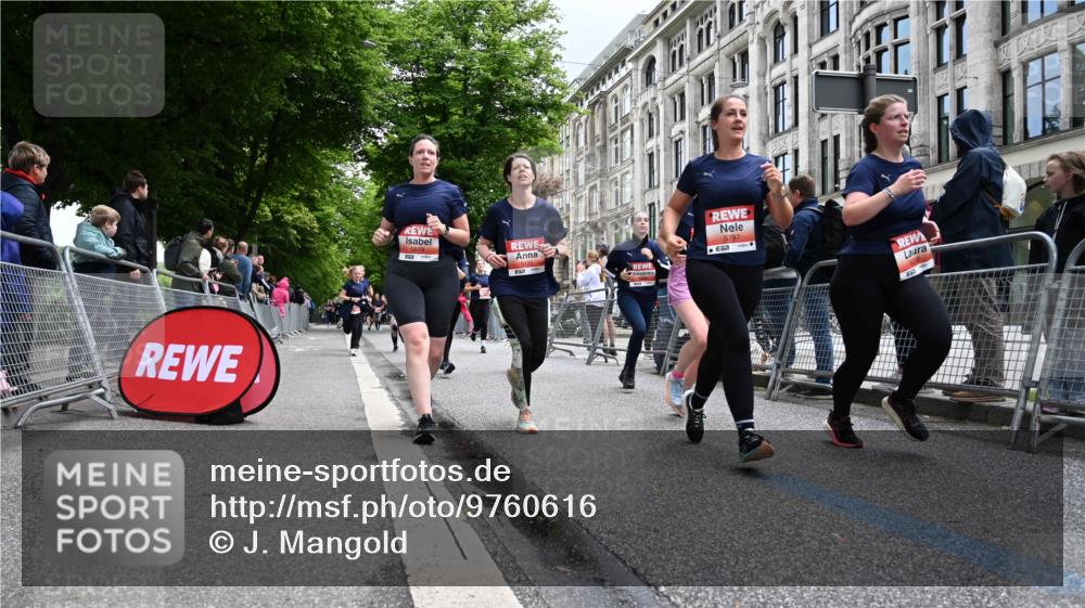 14.06.2026 - REWE Women's Run J. Mangold http://msf.ph/oto/9760616 14.06.2026 11:04:30 Ziel 5185, 5273, 5298, 5408, 5452, 5545, 5573, 5615, 5639, 5667, 5668, 5725, 5797, 5810, 5811, 5819, 5963, 6058 meine-sportfotos.de