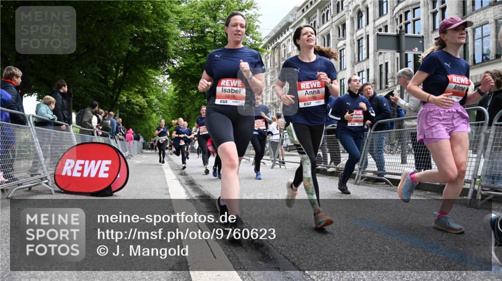 14.06.2026 - REWE Women's Run J. Mangold http://msf.ph/oto/9760623 14.06.2026 11:04:31 Ziel 5185, 5273, 5298, 5408, 5452, 5545, 5573, 5615, 5639, 5667, 5668, 5725, 5797, 5810, 5811, 5819, 5963, 6058 meine-sportfotos.de