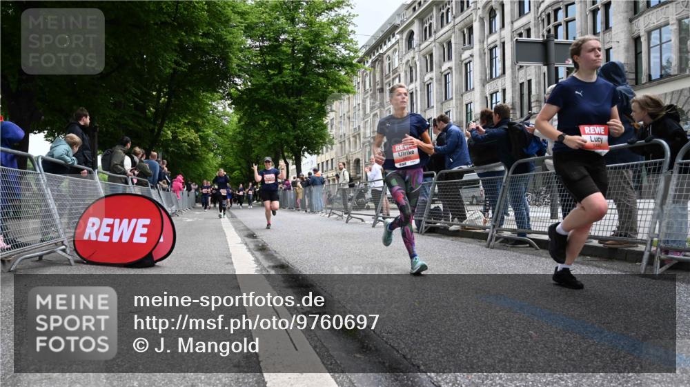 14.06.2026 - REWE Women's Run J. Mangold http://msf.ph/oto/9760697 14.06.2026 11:04:40 Ziel 5020, 5446, 5615, 5687, 6038 meine-sportfotos.de