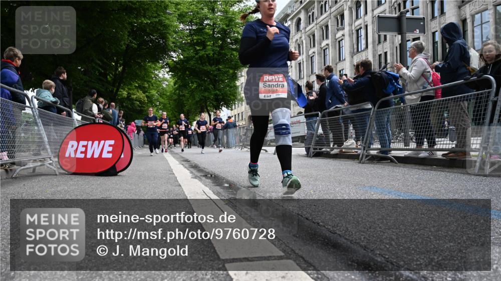 14.06.2026 - REWE Women's Run J. Mangold http://msf.ph/oto/9760728 14.06.2026 11:04:46 Ziel 5199, 5208, 5357, 5420, 5687, 5754 meine-sportfotos.de