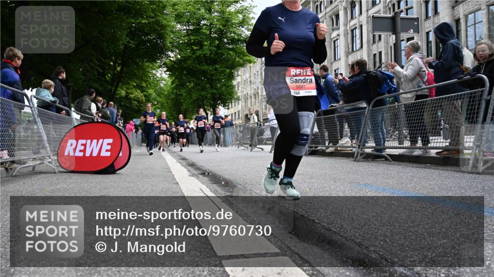 14.06.2026 - REWE Women's Run J. Mangold http://msf.ph/oto/9760730 14.06.2026 11:04:46 Ziel 5199, 5208, 5357, 5420, 5687, 5754 meine-sportfotos.de