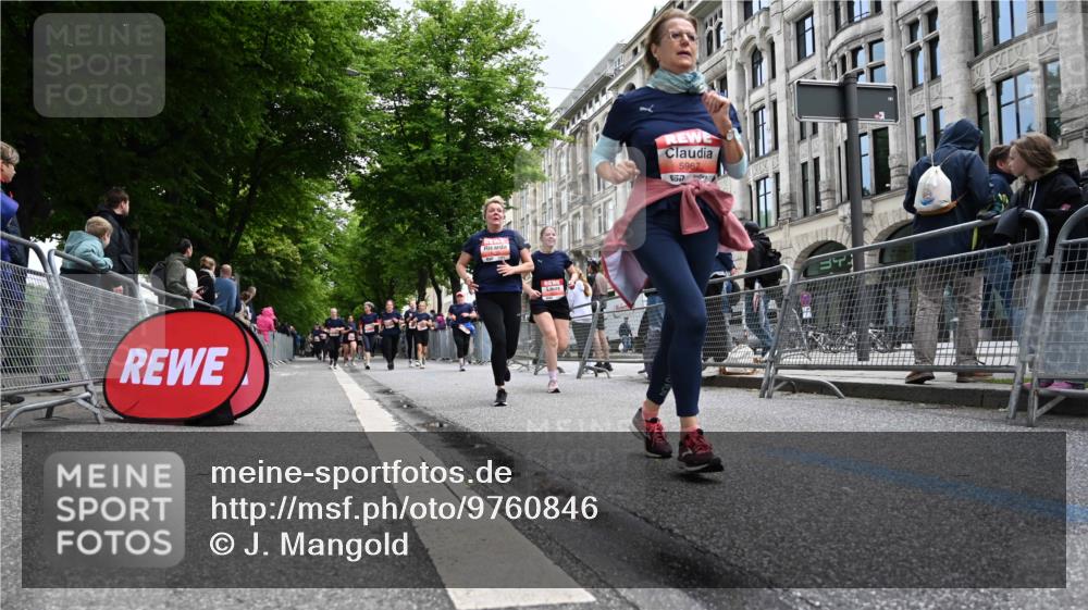 14.06.2026 - REWE Women's Run J. Mangold http://msf.ph/oto/9760846 14.06.2026 11:05:01 Ziel 5138, 5214, 5295, 5370, 5439, 5494, 5539, 5568, 5967, 6028, 6029 meine-sportfotos.de