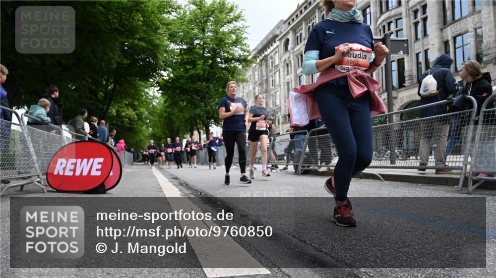 14.06.2026 - REWE Women's Run J. Mangold http://msf.ph/oto/9760850 14.06.2026 11:05:02 Ziel 5138, 5214, 5295, 5370, 5439, 5494, 5539, 5568, 5967, 6013, 6028, 6029 meine-sportfotos.de