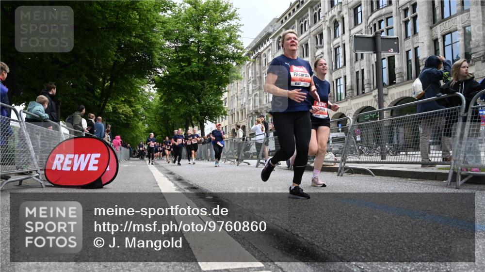 14.06.2026 - REWE Women's Run J. Mangold http://msf.ph/oto/9760860 14.06.2026 11:05:02 Ziel 5138, 5214, 5295, 5370, 5439, 5494, 5539, 5568, 5967, 6013, 6028, 6029 meine-sportfotos.de