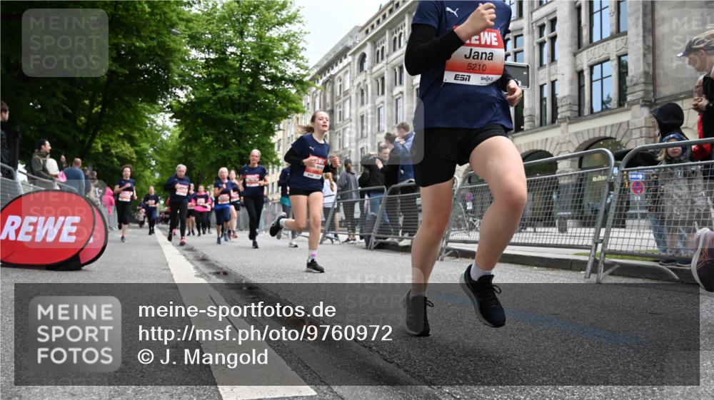 14.06.2026 - REWE Women's Run J. Mangold http://msf.ph/oto/9760972 14.06.2026 11:05:18 Ziel 5169, 5174, 5210, 5312, 5416, 5447, 5470, 5524, 5620, 5621, 5626, 5646, 5765, 5772, 5791, 5833, 5834, 5849, 5888, 5897, 6010, 6032 meine-sportfotos.de