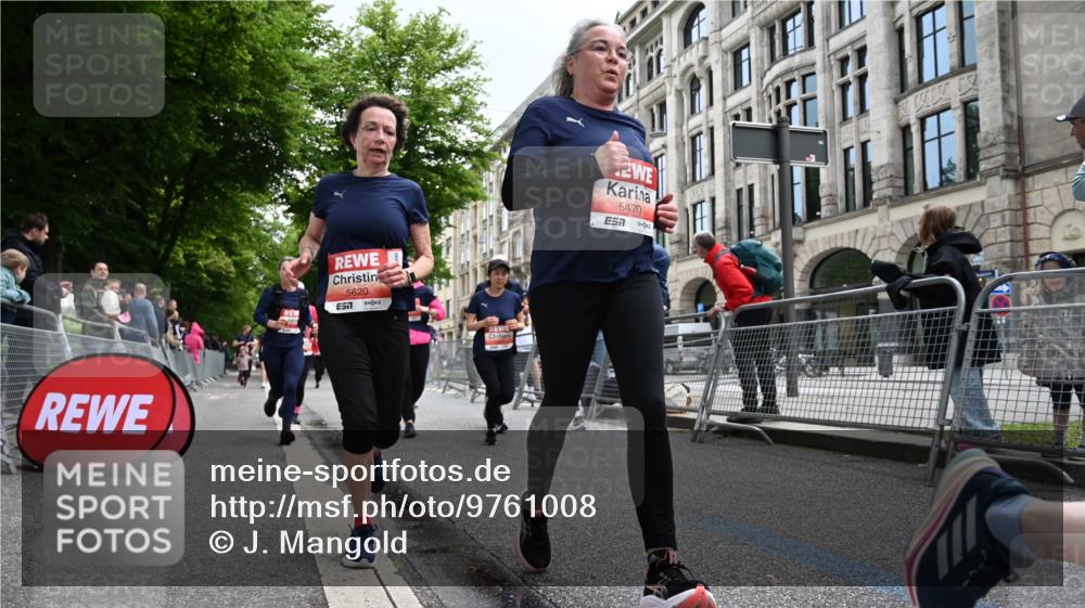 14.06.2026 - REWE Women's Run J. Mangold http://msf.ph/oto/9761008 14.06.2026 11:05:21 Ziel 5169, 5210, 5312, 5339, 5416, 5447, 5470, 5620, 5621, 5646, 5772, 5791, 5833, 5834, 5888, 5897, 6032 meine-sportfotos.de