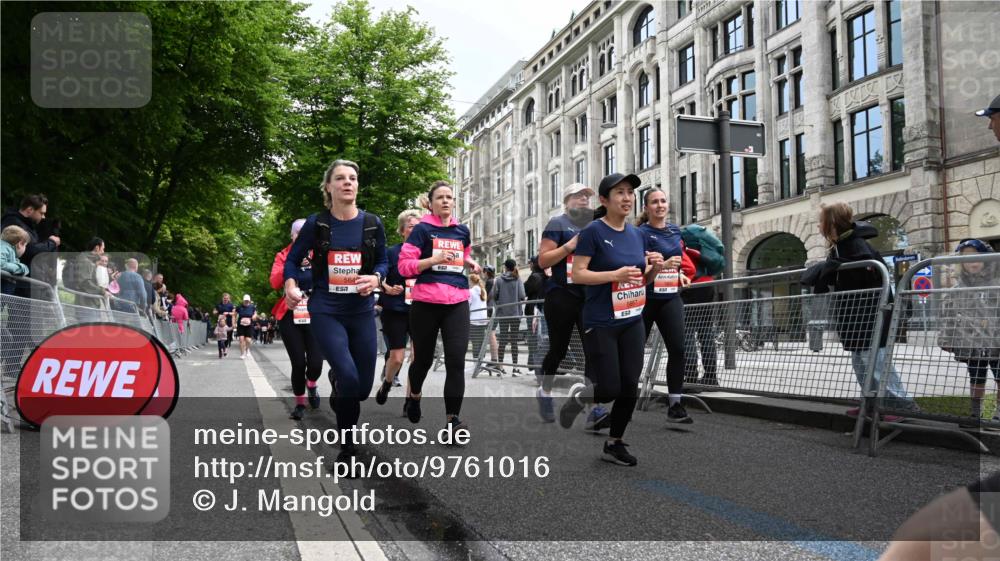 14.06.2026 - REWE Women's Run J. Mangold http://msf.ph/oto/9761016 14.06.2026 11:05:22 Ziel 5169, 5339, 5416, 5447, 5470, 5620, 5621, 5646, 5772, 5791, 5833, 5834, 5887, 5888, 5897, 6032 meine-sportfotos.de