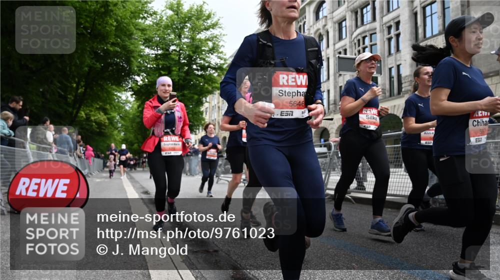 14.06.2026 - REWE Women's Run J. Mangold http://msf.ph/oto/9761023 14.06.2026 11:05:23 Ziel 5169, 5200, 5339, 5354, 5416, 5447, 5470, 5620, 5621, 5646, 5772, 5791, 5833, 5834, 5887, 5897, 6032 meine-sportfotos.de