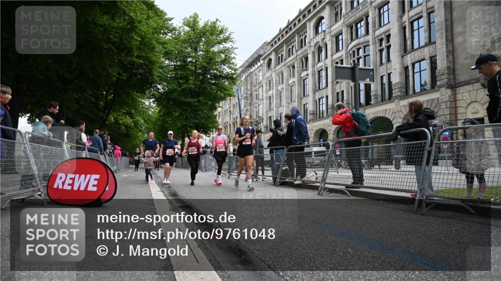 14.06.2026 - REWE Women's Run J. Mangold http://msf.ph/oto/9761048 14.06.2026 11:05:26 Ziel 5169, 5200, 5339, 5354, 5416, 5646, 5710, 5772, 5833, 5834, 5887, 5897, 5923 meine-sportfotos.de